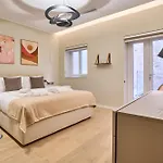 Modern Two Bedroom In Appartamento *