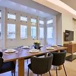 Apartment Two-bedroom In Historic