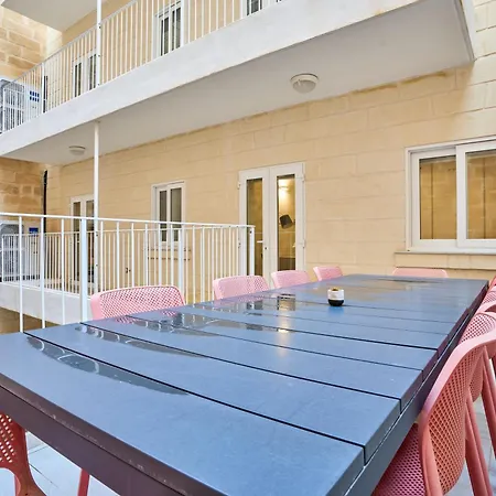 Apartment Two-bedroom In Historic Valletta