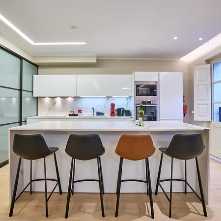 Modern Two Bedroom In * バレッタ