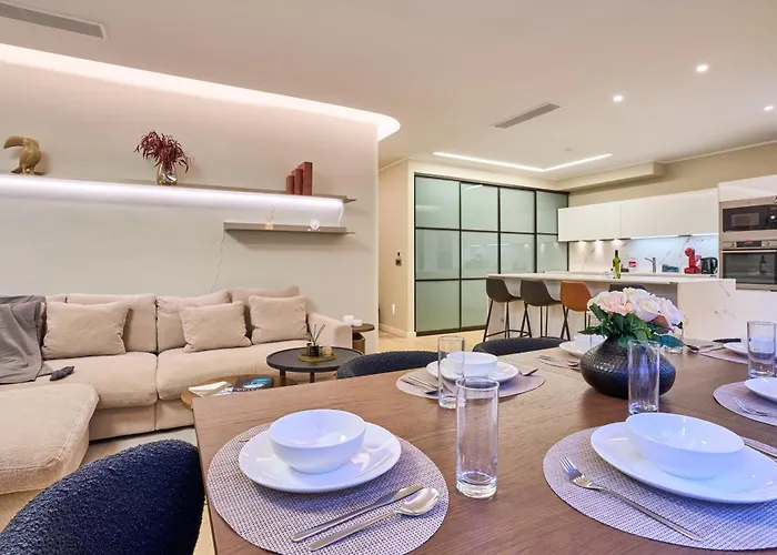 Modern Two Bedroom In דירה ואלטה