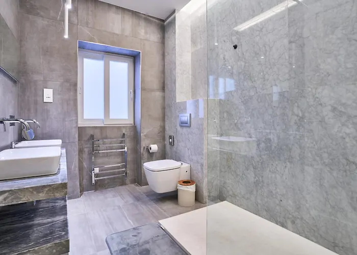 דירה Modern Two Bedroom In *